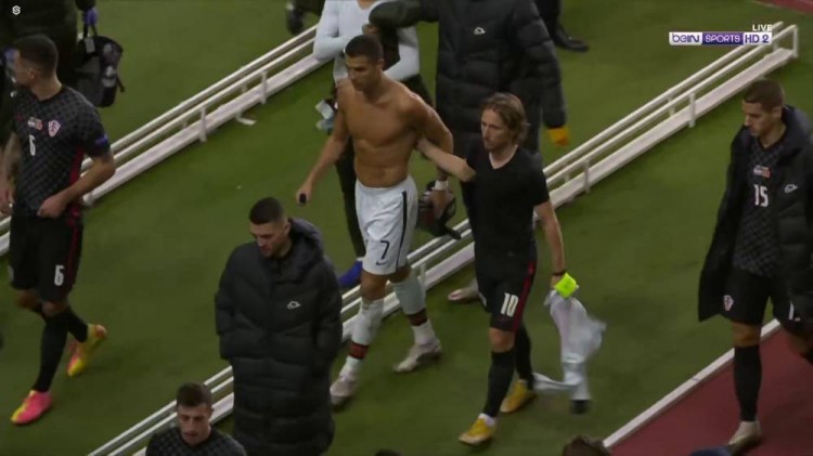 他动作也逐 他动作也逐