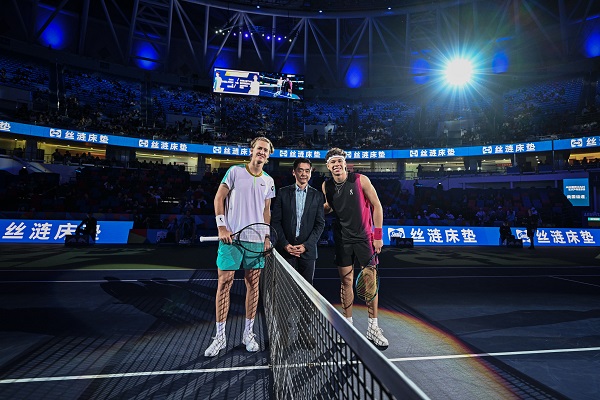 双响闪耀而 双响闪耀而